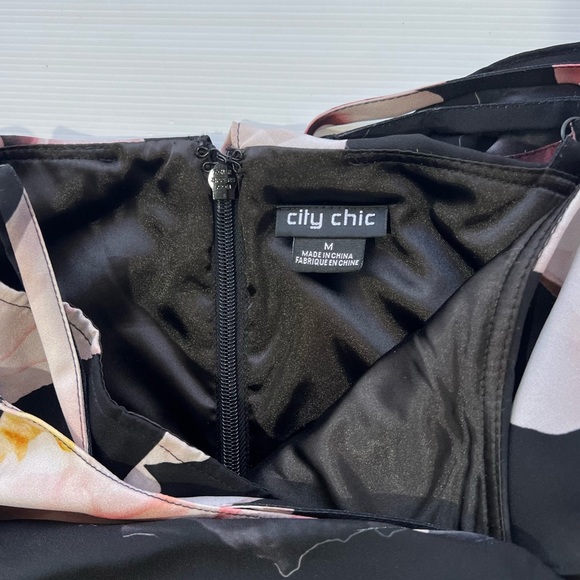 City Chic Cold Shoulder Dress Black Austin Floral Rose Draped Plus Size M 18 - Picture 12 of 15